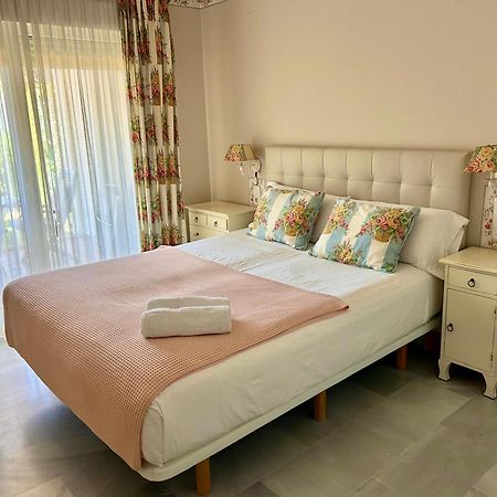 Mi Capricho, Beachfront, Grownfloor, Private Garden & Terrace Sitio de Calahonda 外观 照片