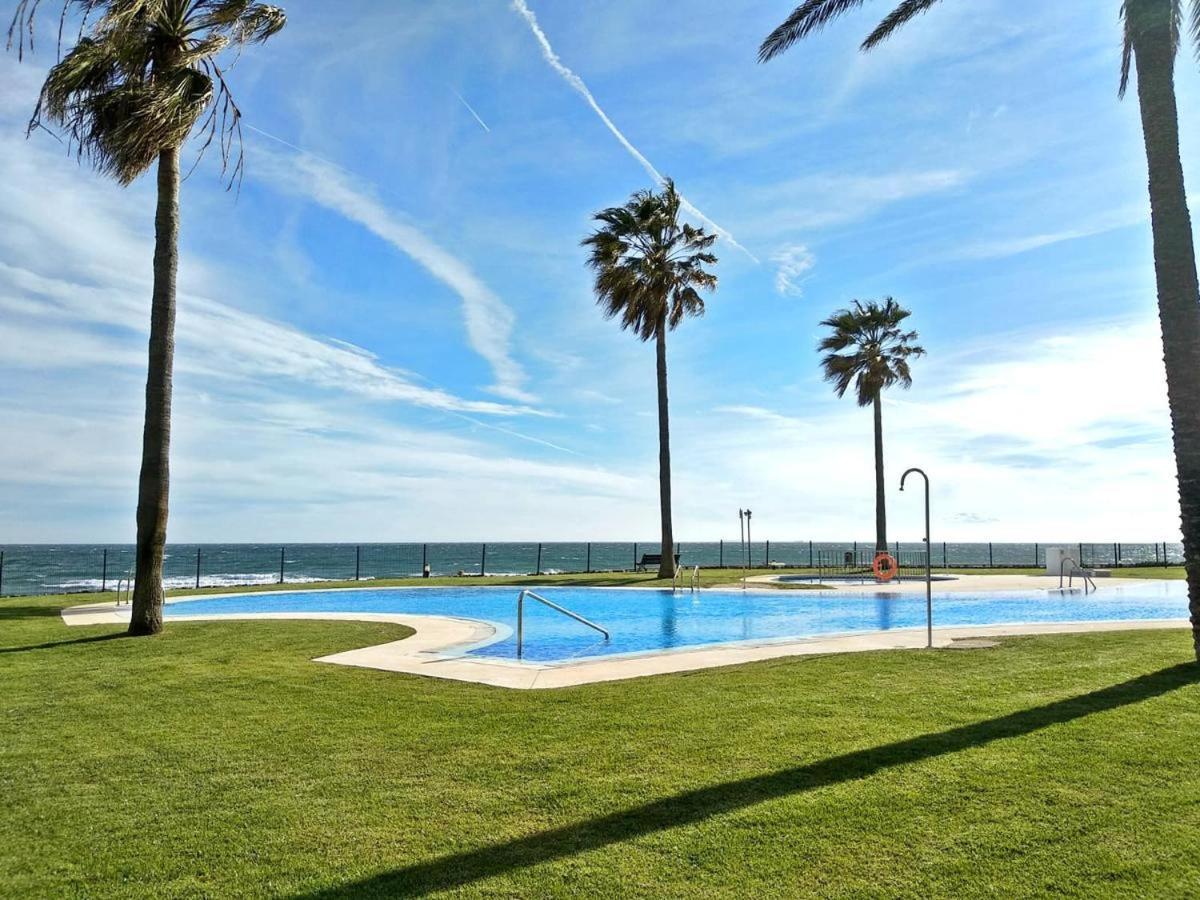 Mi Capricho, Beachfront, Grownfloor, Private Garden & Terrace Sitio de Calahonda 外观 照片