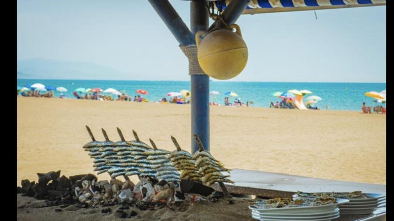 Mi Capricho, Beachfront, Grownfloor, Private Garden & Terrace Sitio de Calahonda 外观 照片