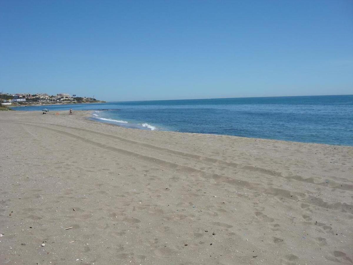 Mi Capricho, Beachfront, Grownfloor, Private Garden & Terrace Sitio de Calahonda 外观 照片