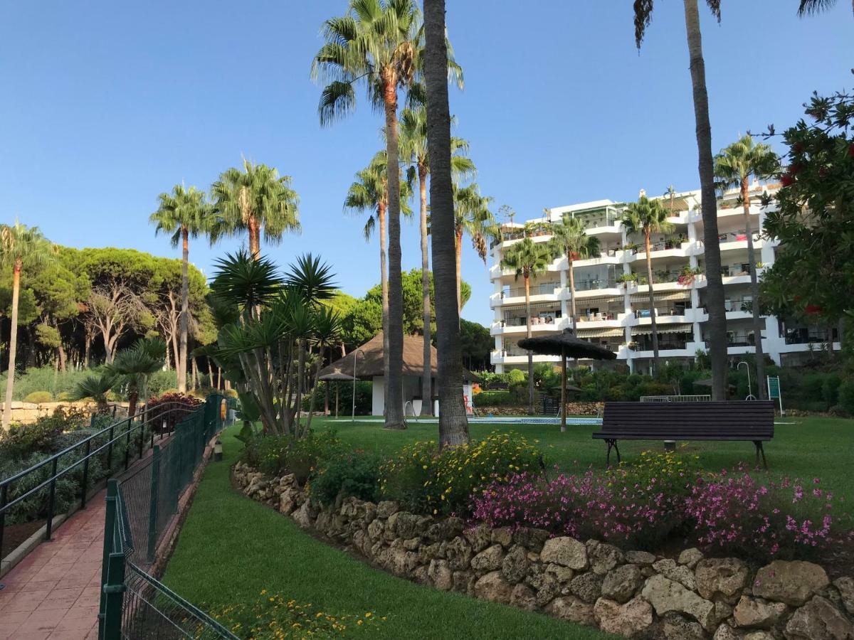 Mi Capricho, Beachfront, Grownfloor, Private Garden & Terrace Sitio de Calahonda 外观 照片