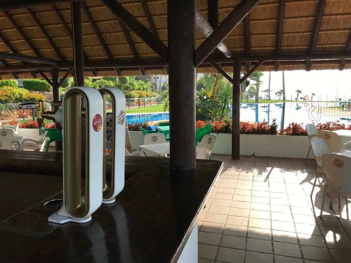 Mi Capricho, Beachfront, Grownfloor, Private Garden & Terrace Sitio de Calahonda 外观 照片