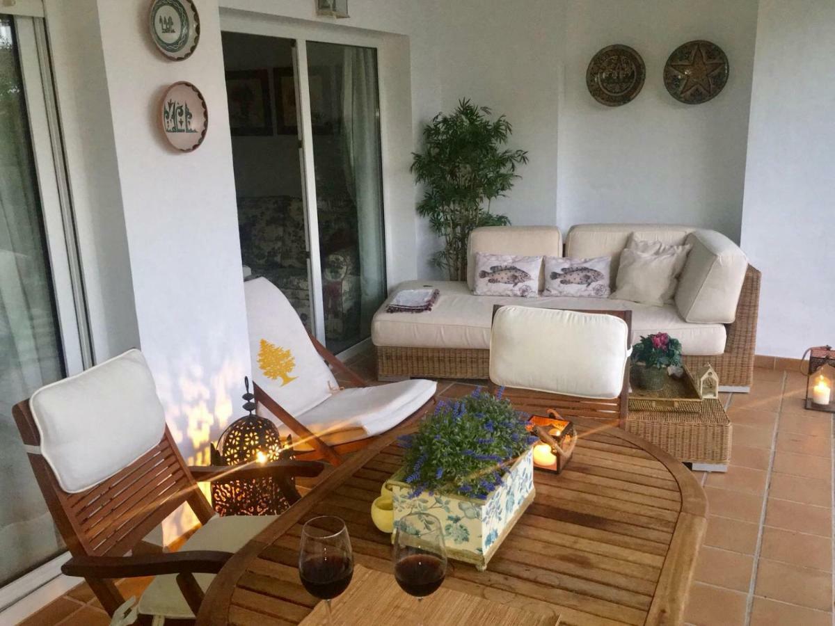 Mi Capricho, Beachfront, Grownfloor, Private Garden & Terrace Sitio de Calahonda 外观 照片