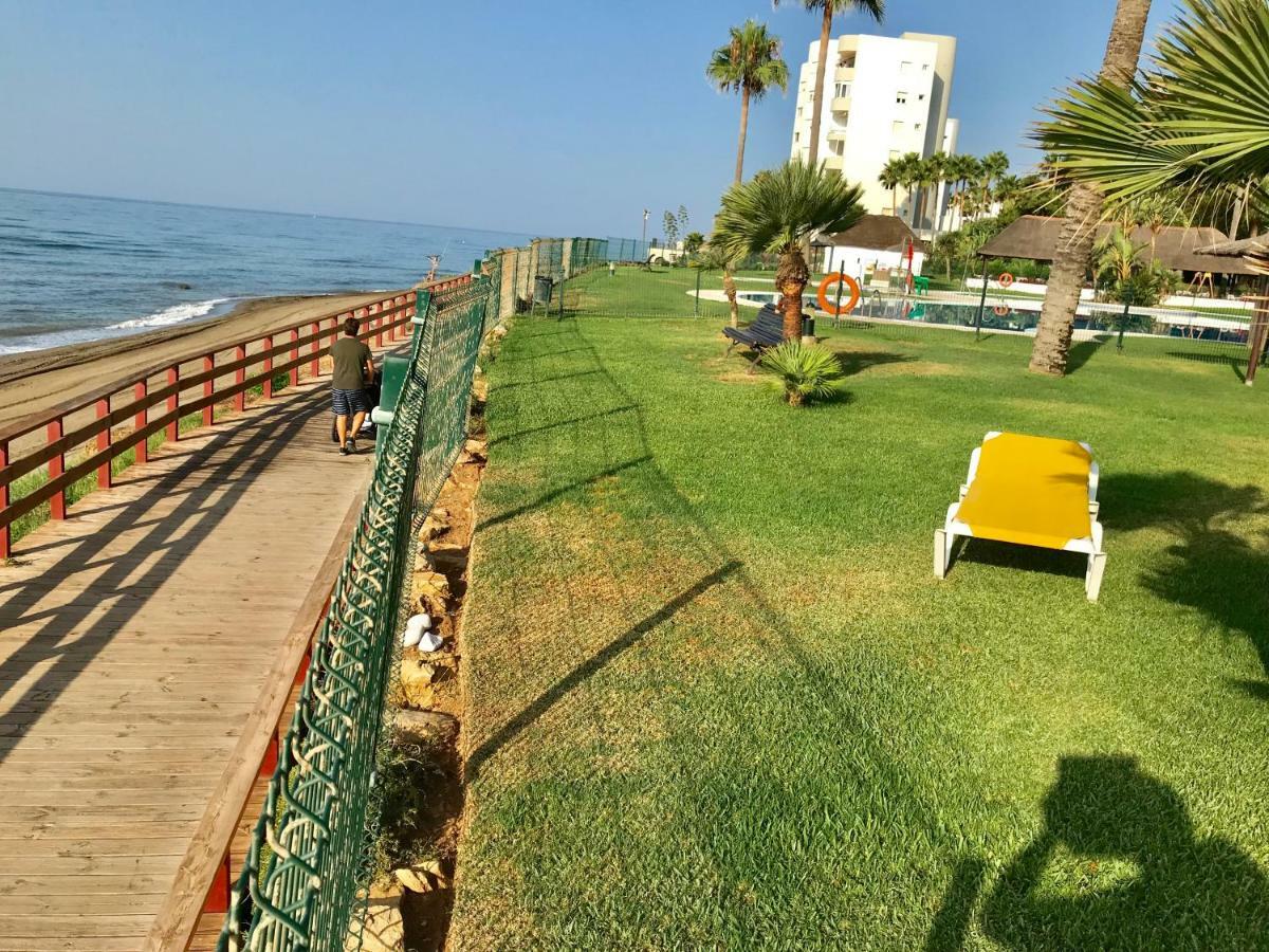 Mi Capricho, Beachfront, Grownfloor, Private Garden & Terrace Sitio de Calahonda 外观 照片