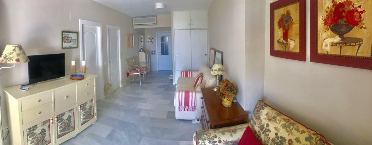Mi Capricho, Beachfront, Grownfloor, Private Garden & Terrace Sitio de Calahonda 外观 照片